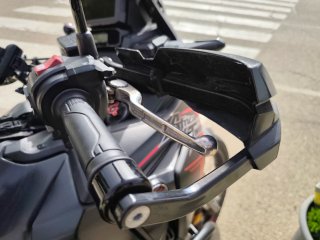Honda Africa Twin 1100 DCT Negra/Roja