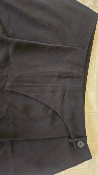 Pantalón negro Zara