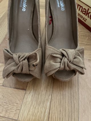 Zapatos de tacón Marypaz beige/marrón