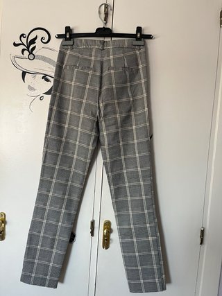 Pantalón de pinzas Stradivarius