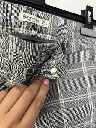 Pantalón de pinzas Stradivarius