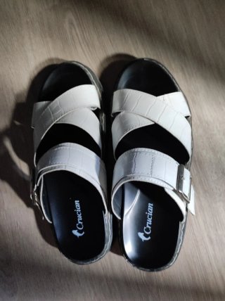 Sandalias Crucian Blancas