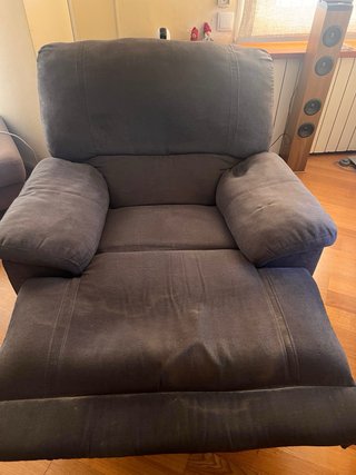 Sillón reclinable de tela gris