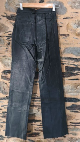 Pantalones de cuero