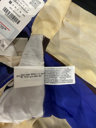 Pantalón Zara fluido estampado 2025