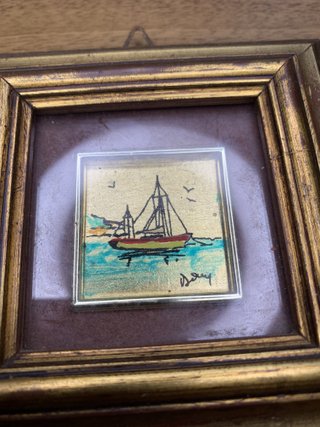 Miniatura barca a vela firmata su fondo oro