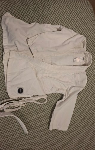 Kimono Judo Infantil + Cinturón Blanco. T- 120 cm