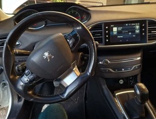Peugeot 308 2016