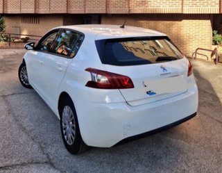 Peugeot 308 2016