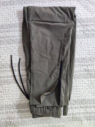 Pantalones Nike Tech Woven Verde Oliva