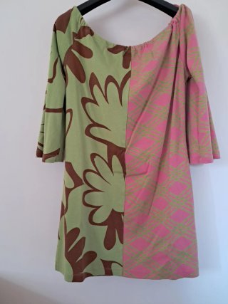 Custo Barcelona Top Estampado Caras Talla M