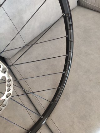 Rueda Trasera Stans No Tubes ZTR Crest S1