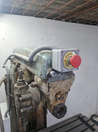 Fresadora FEXAC con accesorios