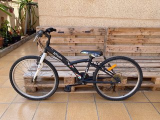 Bicicleta b'Twin Negra