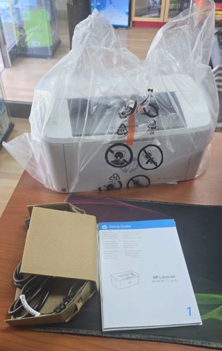 HP LaserJet M110w WiFi Nuova. Bianca