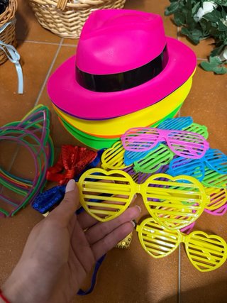 Pack boda hora loca accesorios neon