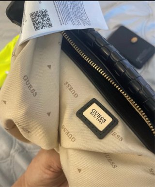 Bolso Guess Negro Tejido