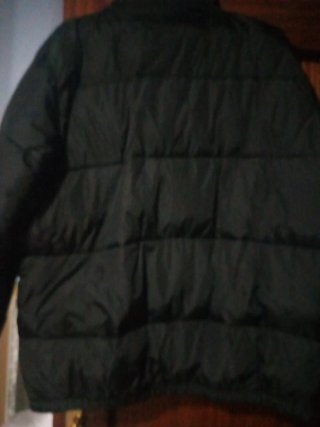Cazadora acolchada negra