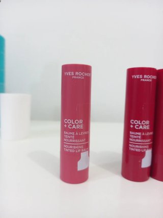 Yves Rocher Balsamo Labbra Colorato