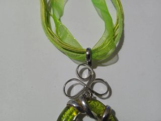 Collana Murano verde fluo multifilo donna