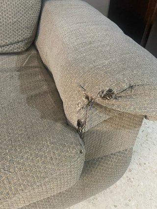 Sofá chaise longue gris tela,