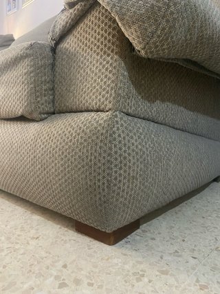 Sofá chaise longue gris tela,