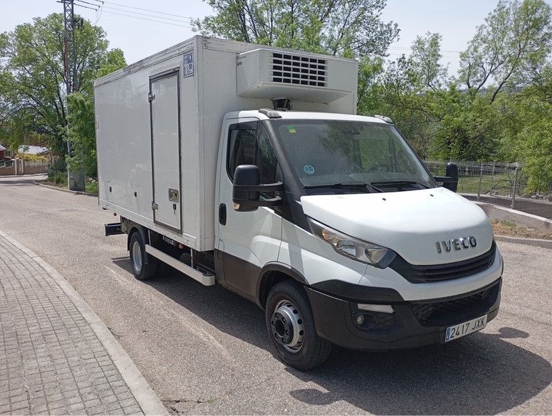 Iveco Daily 2017 7toneladas CARNET C - foto 1