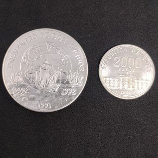 2 MONEDAS DE CHILE 10.000 Y 2000 PESOS
