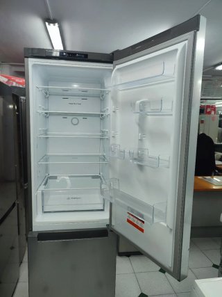 Nevera combi marca indesit 200/60cm clase E