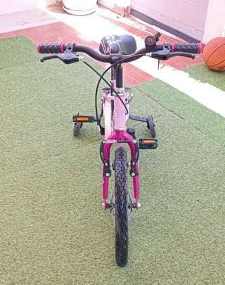 Bicicleta infantil rosa B-PRO 16 pulgadas