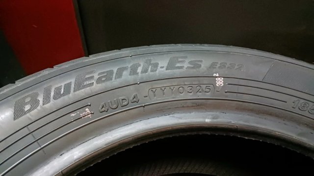 185/55 R15 82V YOKOHAMA BLUEARTH ES32