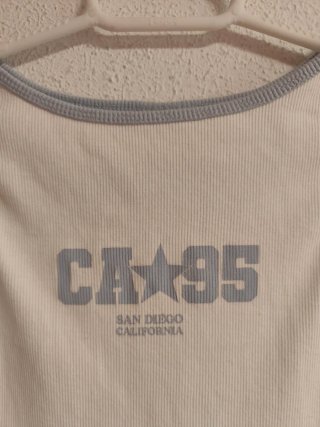 Camiseta de niña talla 11-12 años de Zara.