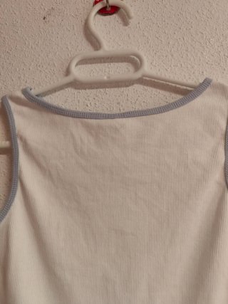 Camiseta de niña talla 11-12 años de Zara.
