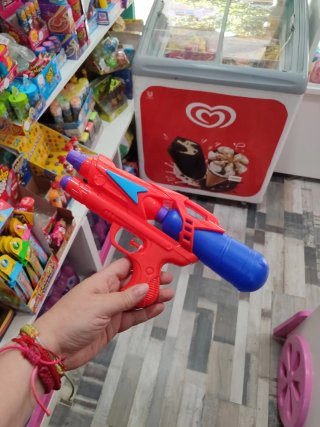 Pistola de agua azul