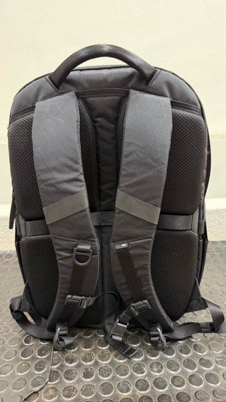 Mochila Aer City Pack Pro X-Pac 24L Negra