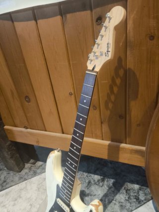 Guitarra stratocaster Relic Squier