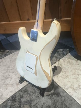 Guitarra stratocaster Relic Squier