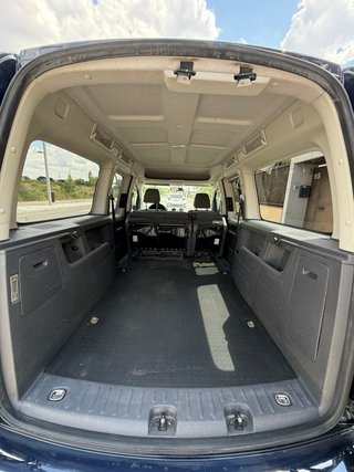 Volkswagen Caddy 2012