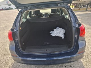 Opel Astra 2012