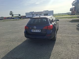 Opel Astra 2012