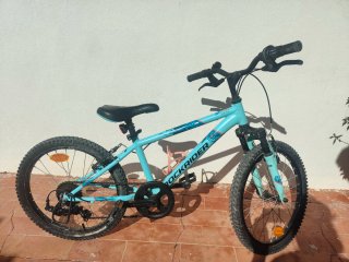 Bicicleta infantil azul