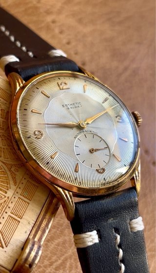 Orologio Esthetic Vintage Guilloché