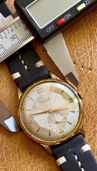 Orologio Esthetic Vintage Guilloché
