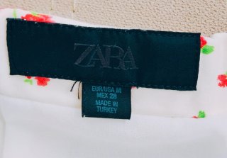Falda Zara vuelo flores Talla M