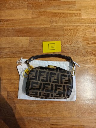 Bolso Fendi Amarillo
