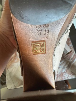 Sandali Schutz Beige
