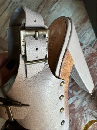 Sandali Schutz Beige