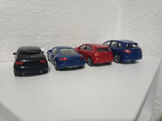 4 coches 1:43 variados