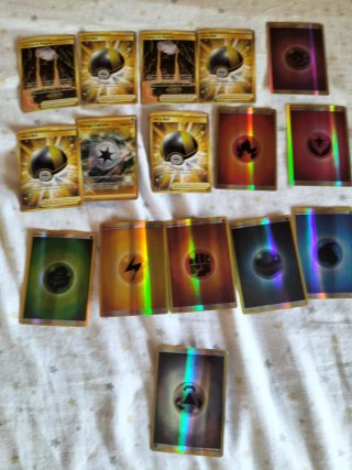 Cartas Pokémon Variadas