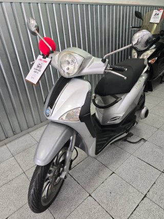 Piaggio Liberty 125cc Gris